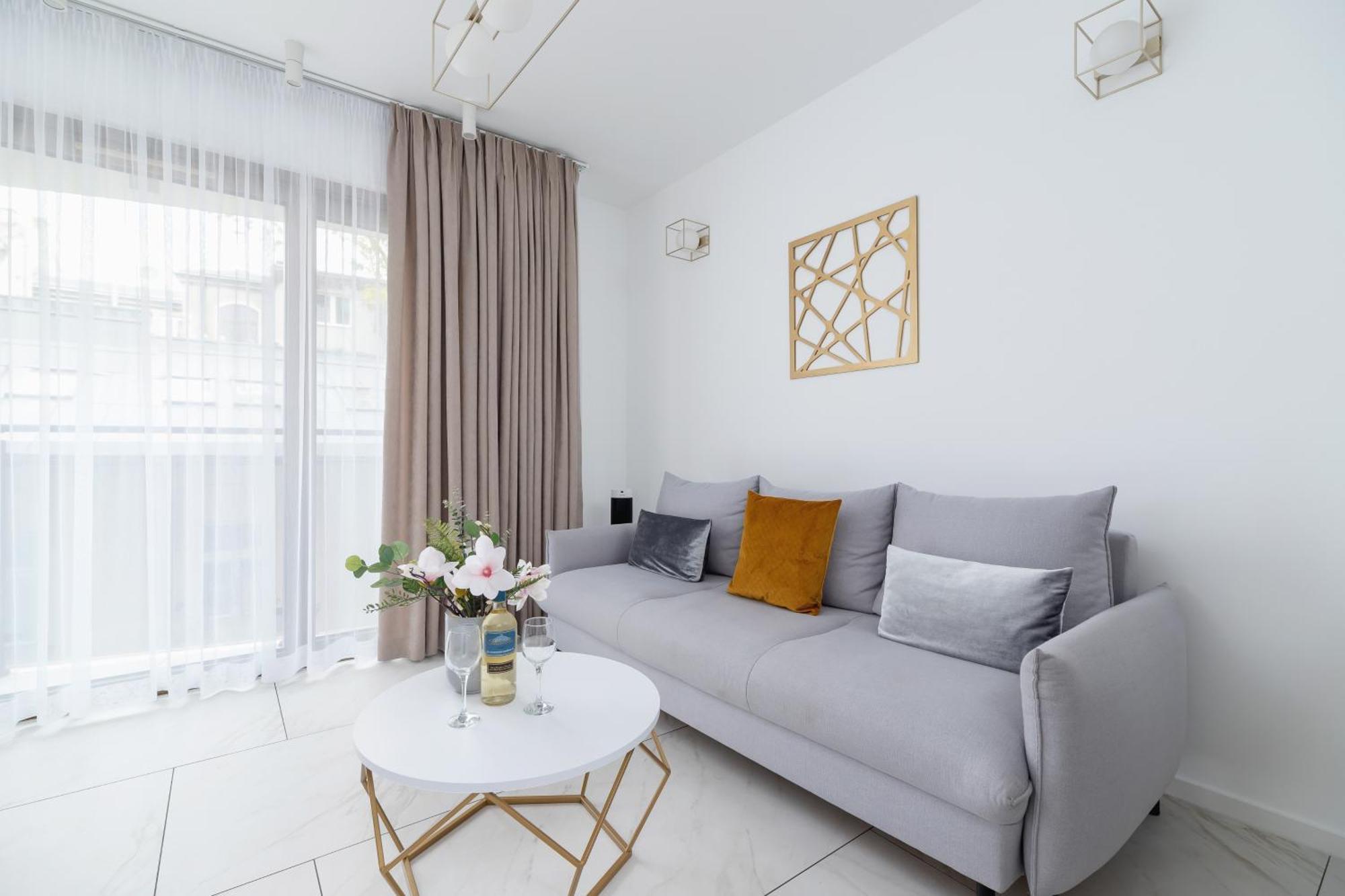 Near Opera Krakowska By Renters Prestige Apartament *